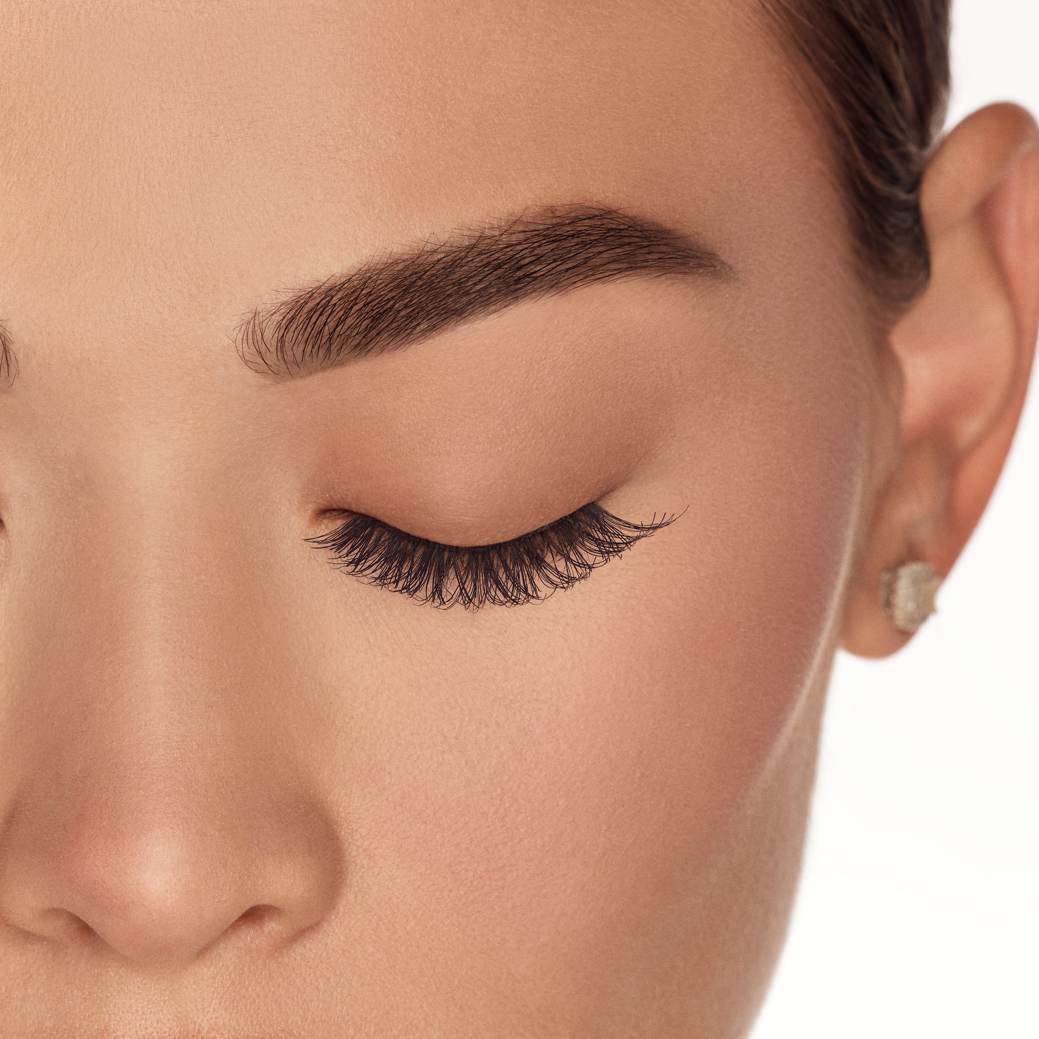 Ardell Wispies Strip Lashes - Image 4