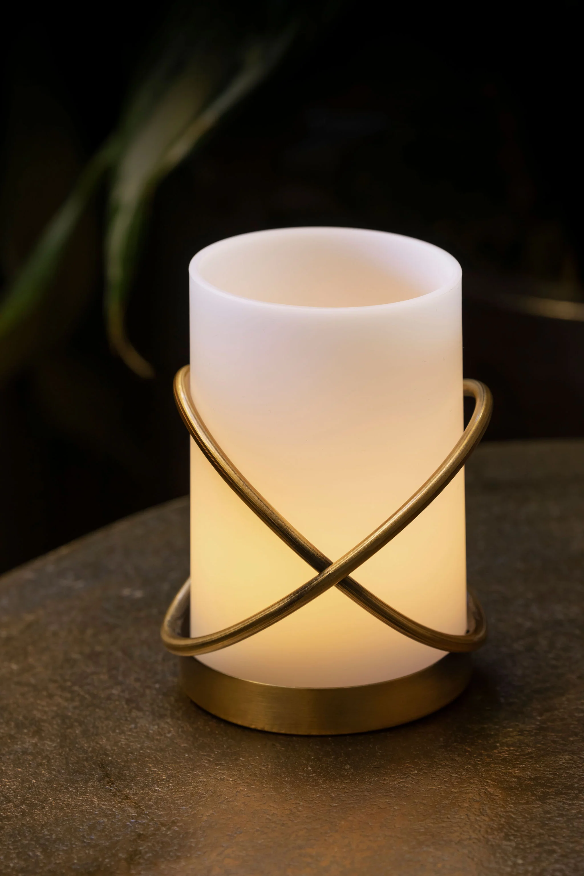 Double Loop Ring Candle Holders, Frosted Acrylic, 6 ct - Image 4