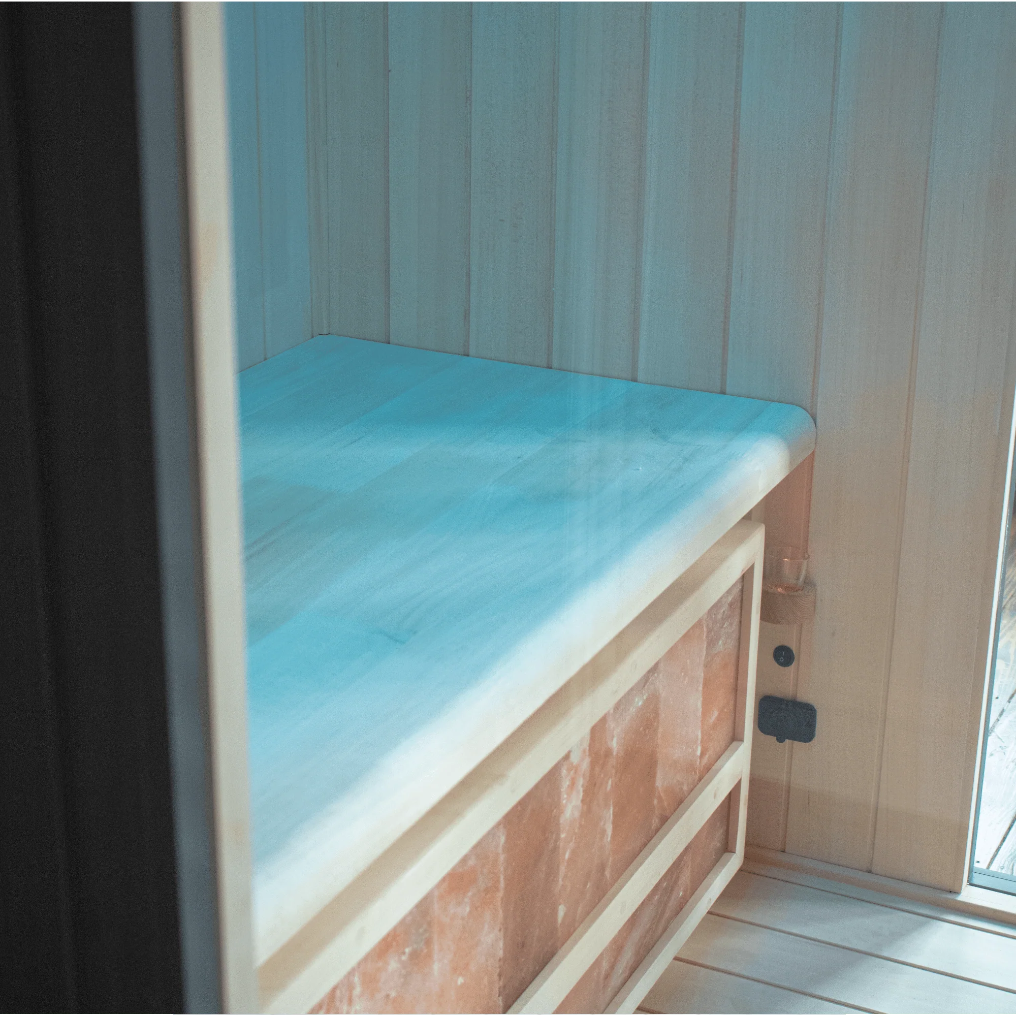 HaloSTAR Halotherapy Booth - Image 3