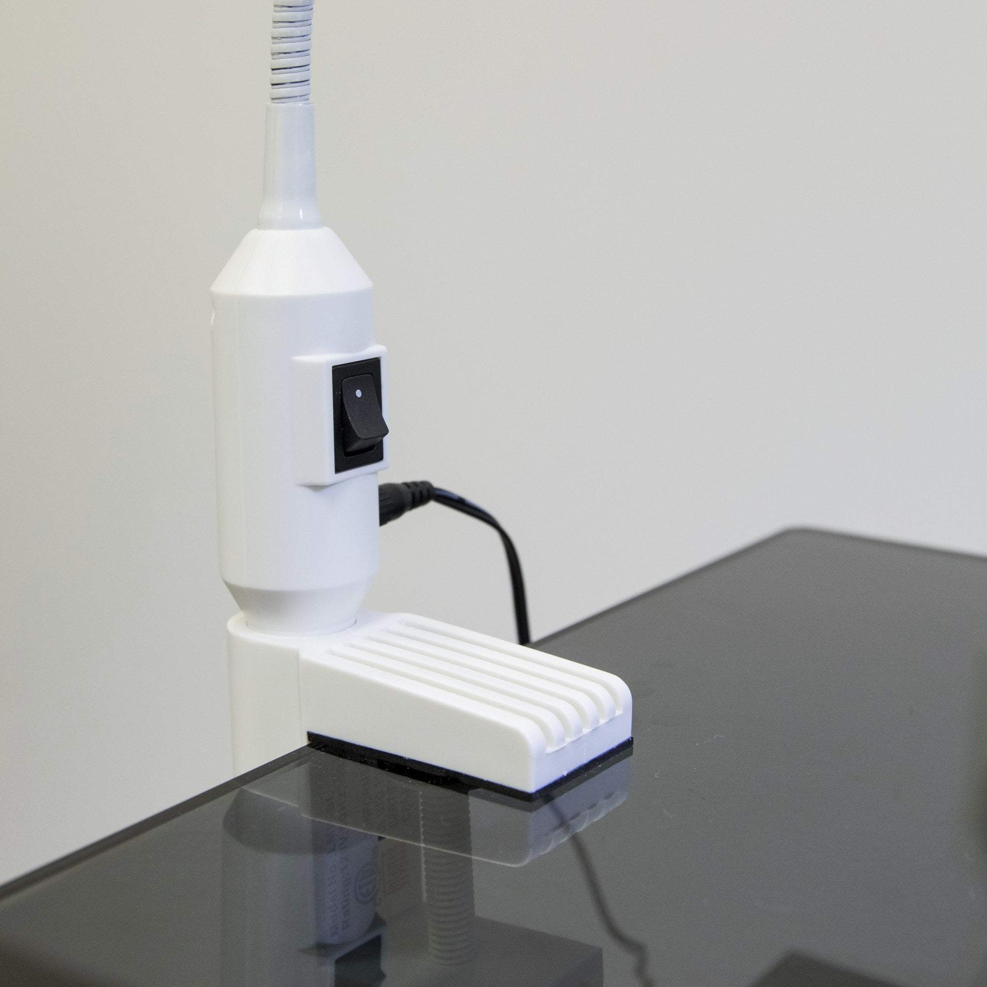 Ikonna Slimlight LED Adjustable Table Lamp - Image 2