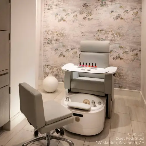 Living Earth Crafts Club LE Pedicure Chair - Image 7