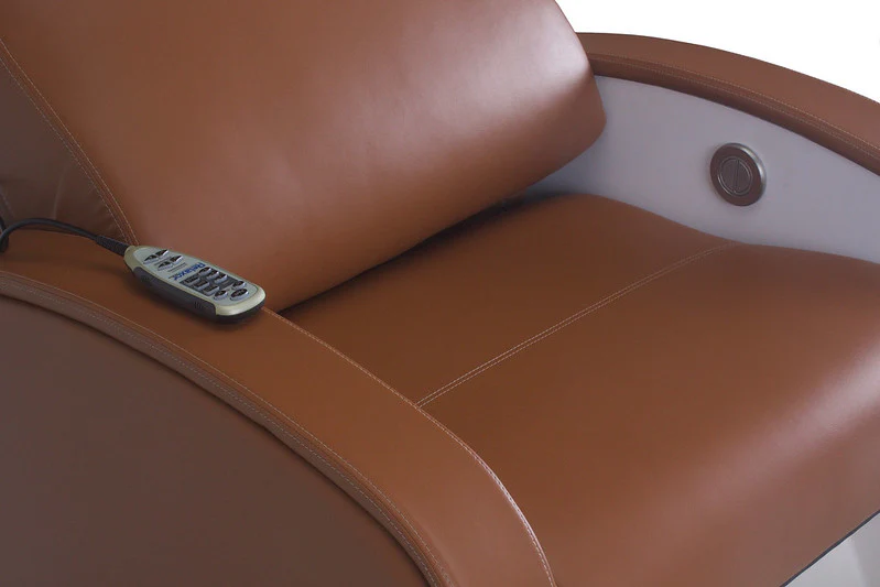 Living Earth Crafts Contour LX II Pedicure Chair - Image 12