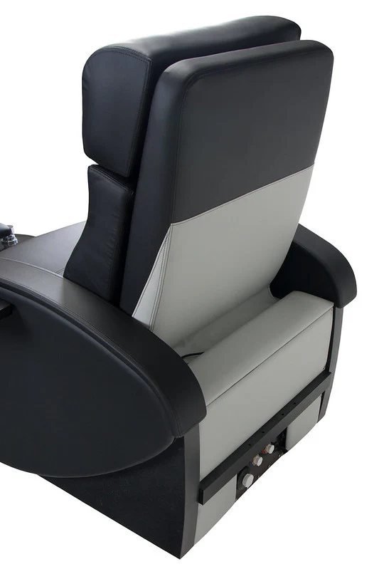 Living Earth Crafts Contour LX II Pedicure Chair - Image 15