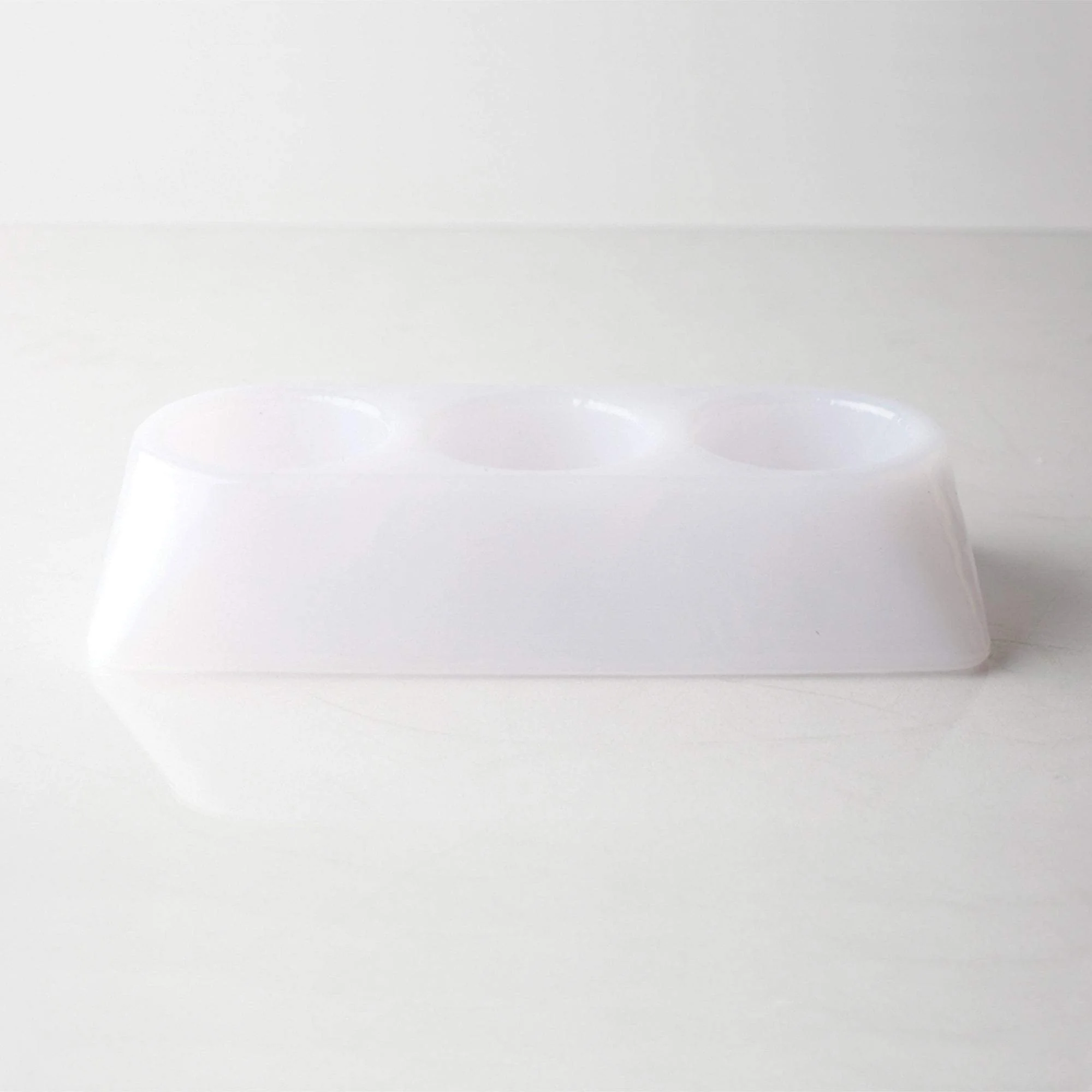 Noel Asmar Resin Treatment Dish / Frost