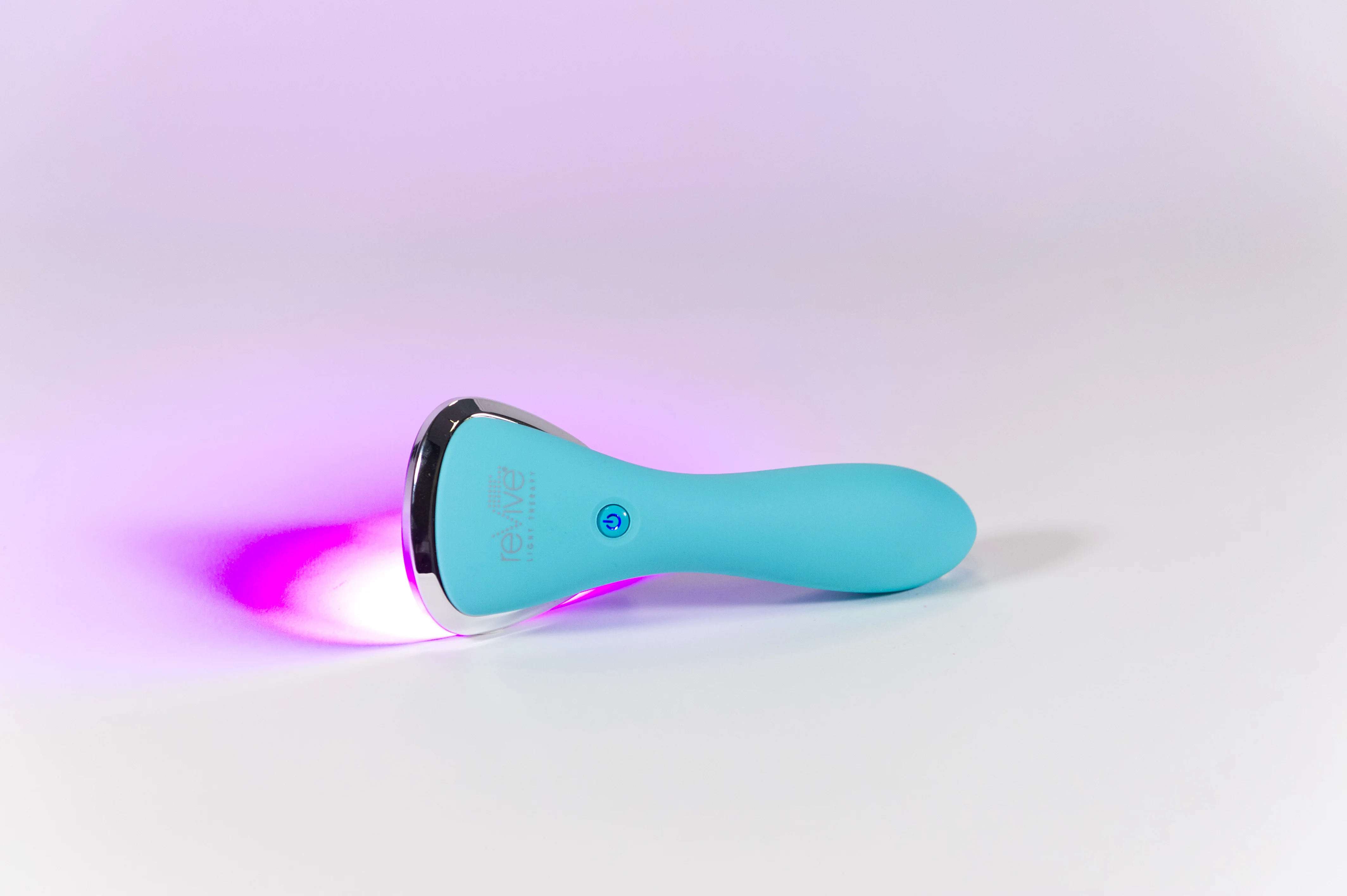 reVive Light Therapy Acne Treatment, Clinical XL - Image 3