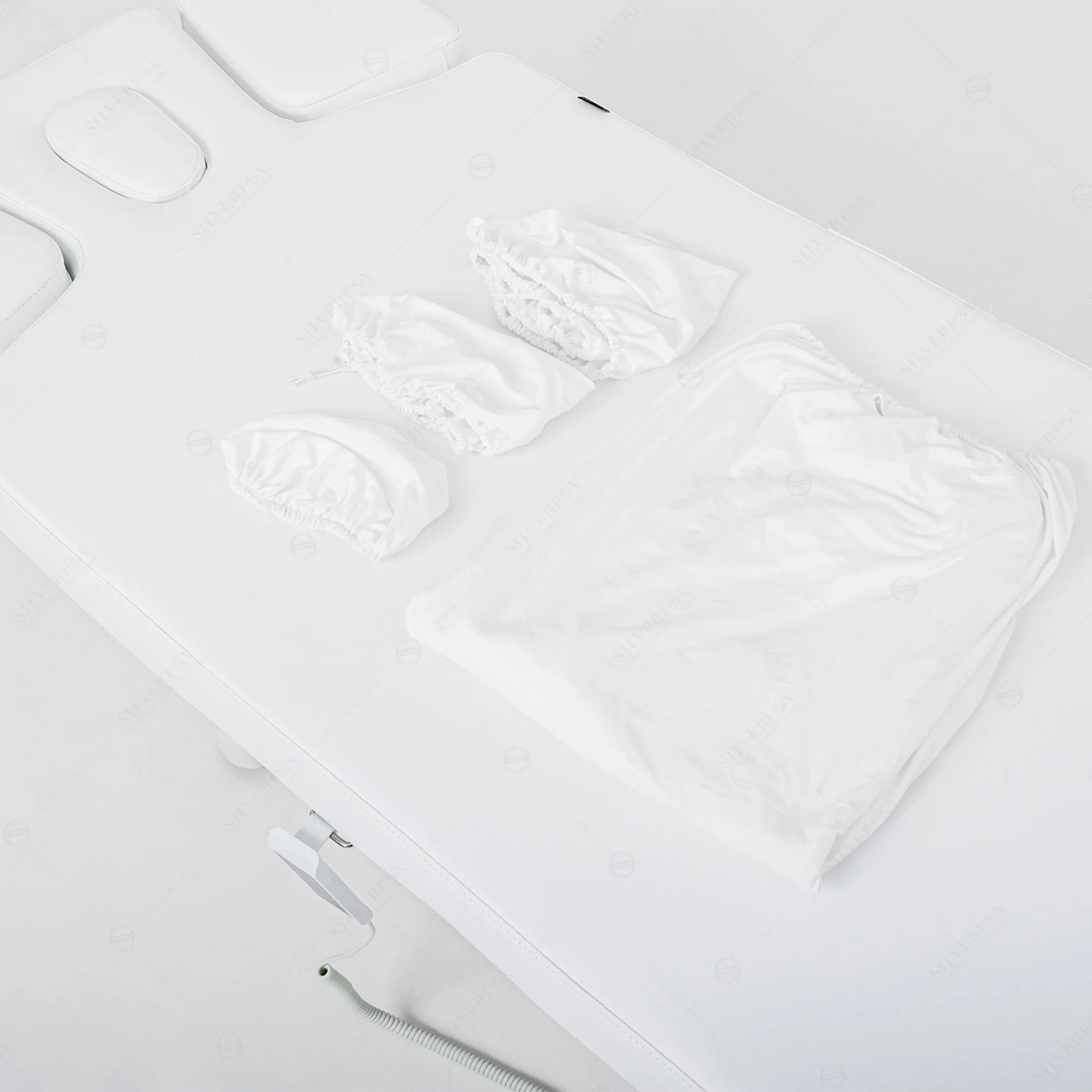 Silverfox European Style Linen Table Cover