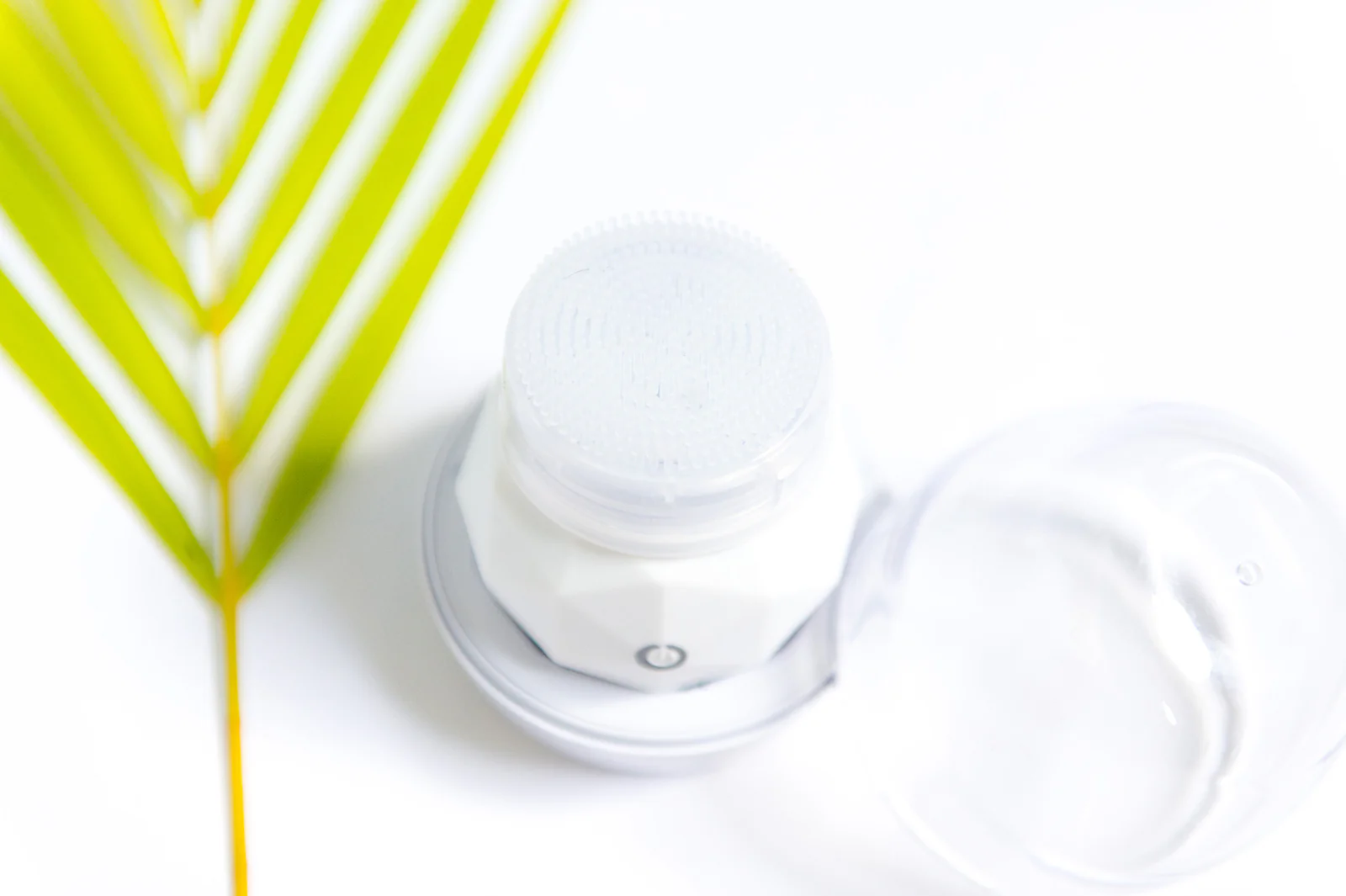 Soniqué Mini LED Sonic Cleanser, Acne Treatment by reVive Light Therapy - Image 5
