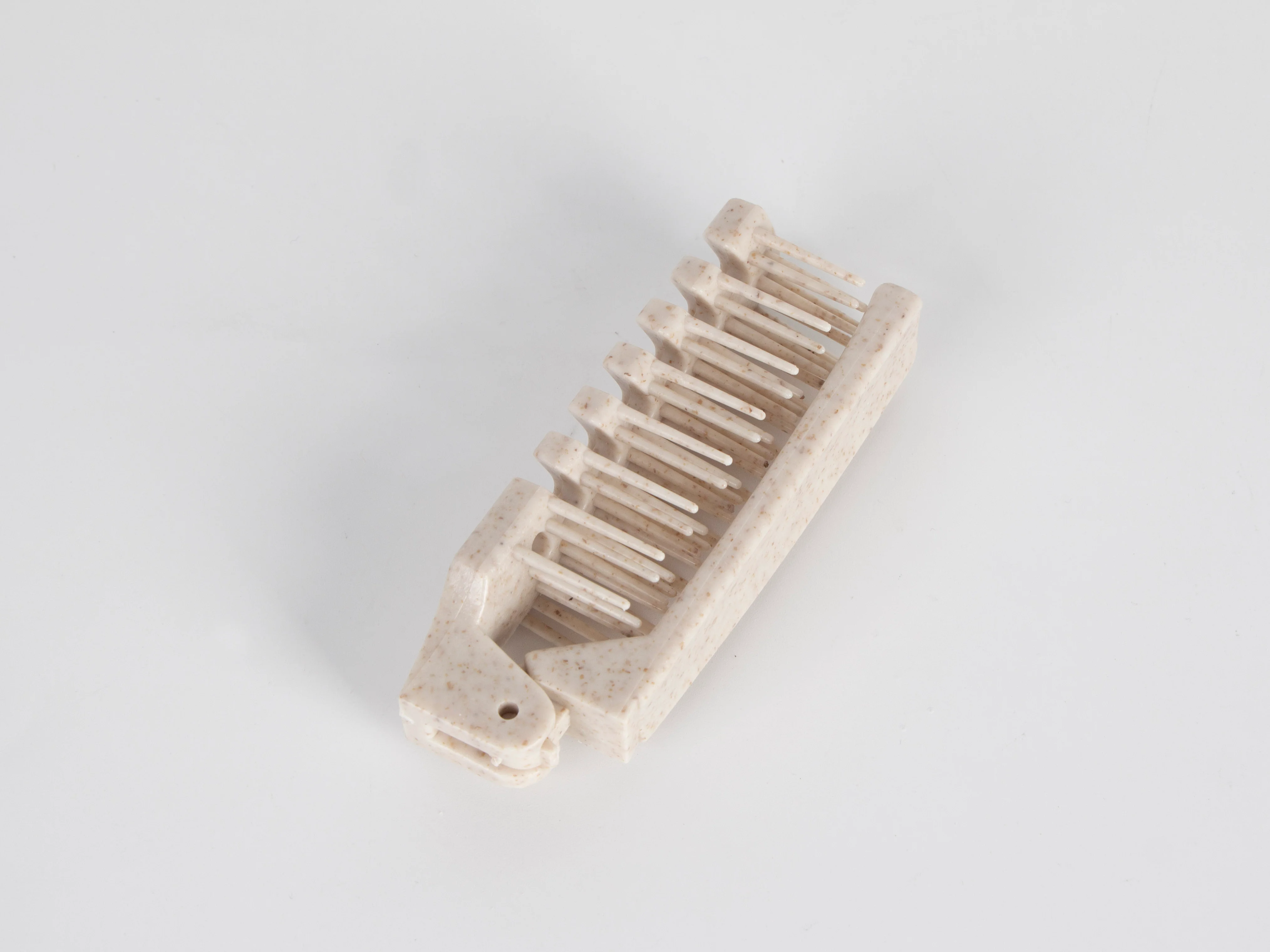 Sustayne Vented Foldable Brush, Wheat Straw - Image 4