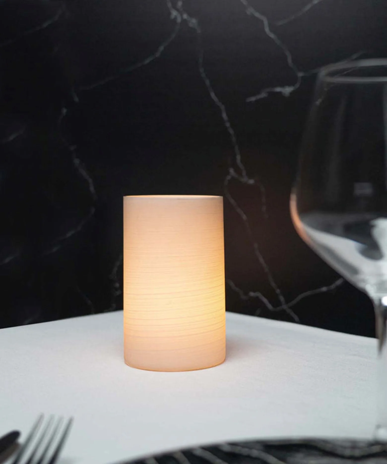 White Glass Candle Holders, 3.15 x 4.5 in, Brushed, 6 ct - Image 2
